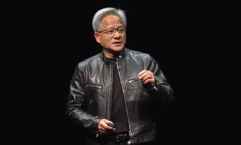 輝達(NVIDIA)執行長黃仁勳日前也在台大演講,分享AI如何帶動全球新產業革命發展。(圖/翻攝NVIDIA臉書)