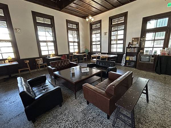 【台南南區】白雪珈琲店～塩埕出張所，木造古蹟，日式喫茶店，秒