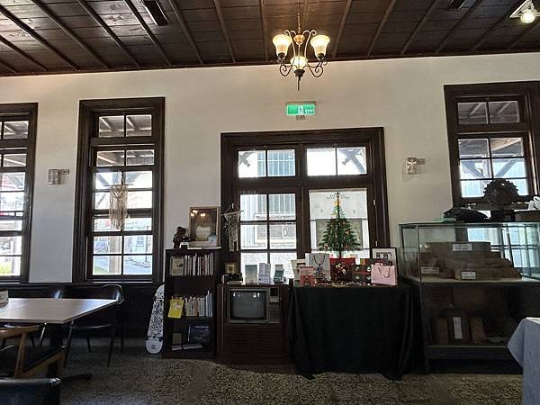 【台南南區】白雪珈琲店～塩埕出張所，木造古蹟，日式喫茶店，秒