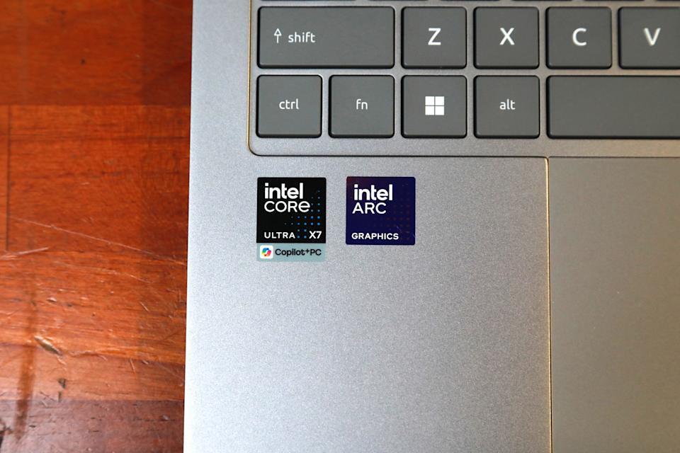 專為 Copilot+ PC 打造的 Intel® Core™ Ultra X7 系列 3 處理器 358H