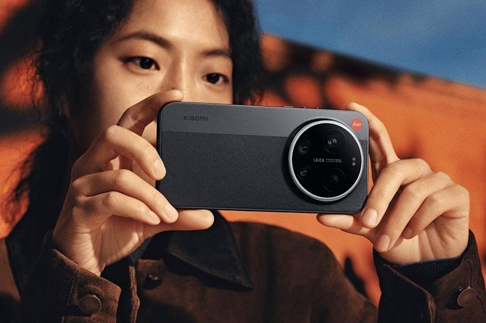 相機大廠跨界加持！2026年五大旗艦拍照手機推薦 徠卡可樂標、RICOH聯名款、蔡司鏡頭都在這（圖：Xiaomi）