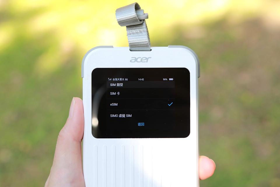 Acer Connect M6E 支援「實體SIM卡、eSIM卡、vSIM（虛擬SIM卡）」三網連線型態，並支援OpenVPN的高能網路裝置