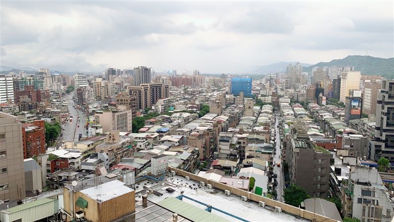 1734429870160916.jpg 4851719-PH.jpg