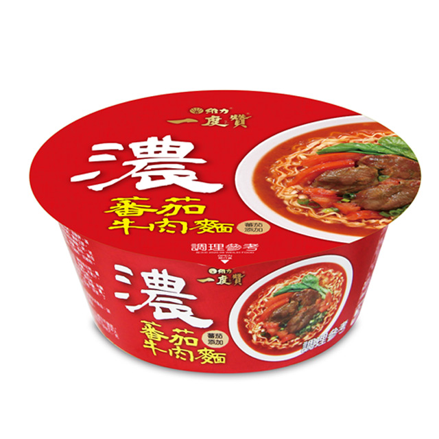深夜的紅燒饗宴！「一度贊番茄牛肉碗麵」開箱，濃郁湯頭與Q彈寬麵的完美邂逅