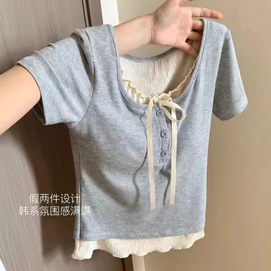 📦 開箱｜小個子救星！這件「小香風假兩件正肩T恤」真的顯瘦10公斤？